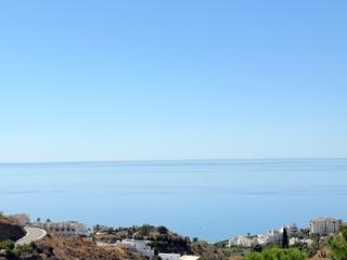 Wohngrundstück in El Peñoncillo. Parcela urbana de 408  m2 en torrox costa en la urbanización bal