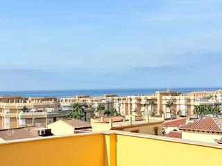 Pis a Urbanización Santa Rosa. Piso en torrox costa a 250 metros de la playa junto a mercadona.