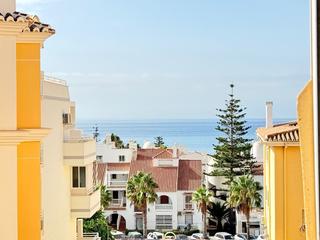 Appartamento in Urbanización Santa Rosa. Piso en torrox costa a 250 metros de la playa junto a mercadona.