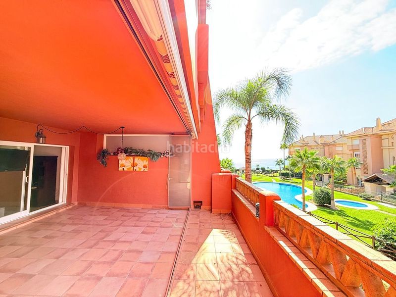 Foto 052e8810-a6a0-424e-9969-32a55a8c23de. Pis amb calefacció piscina a El Peñoncillo Torrox