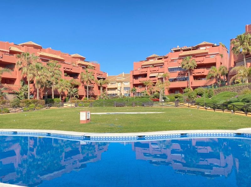 Foto ab7517d2-67b5-45ba-b1b0-73cbb2ab2372. Pis amb calefacció piscina a El Peñoncillo Torrox