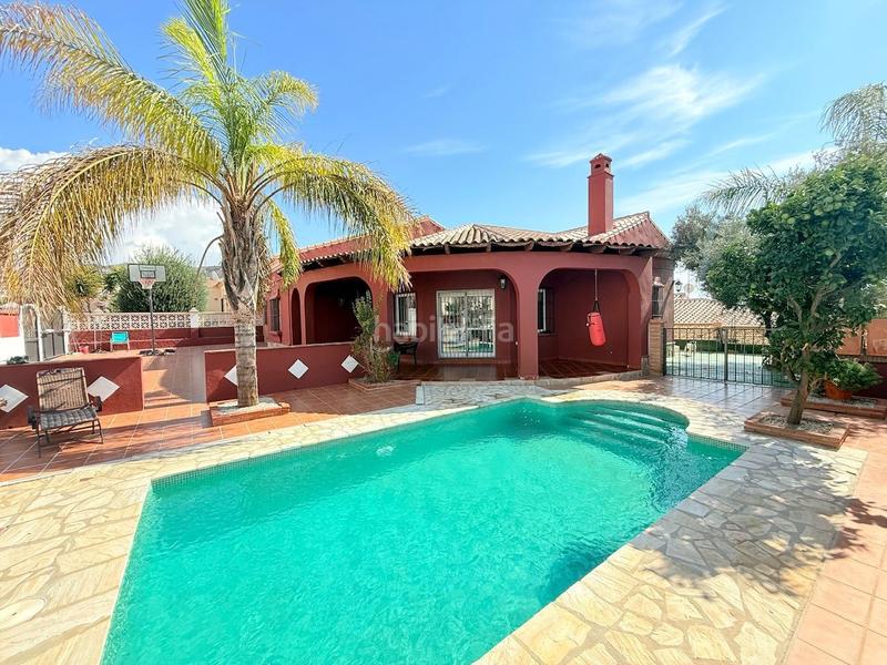 Foto 0c55ae70-7f7a-4e8f-9aba-b6a69ed386bf. Haus mit heizung pool in Torrox park Torrox