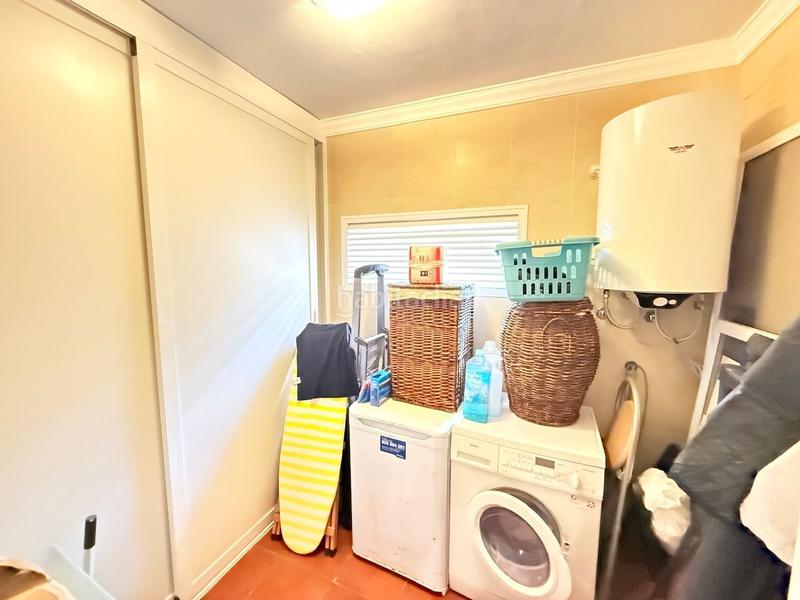 Foto 8f1c8e5c-abad-44f4-8938-f6cb2a8f526b. Haus mit heizung pool in Torrox park Torrox