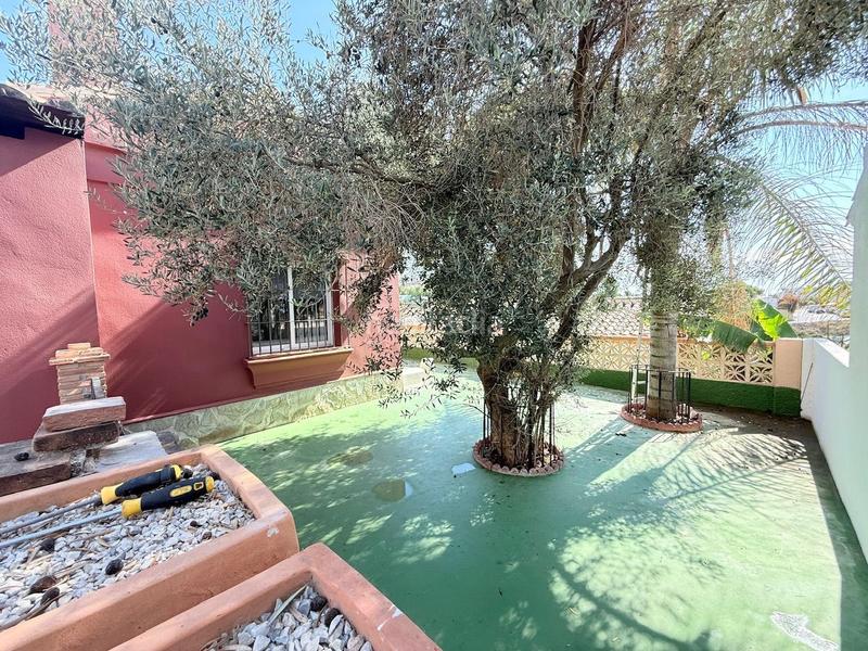 Foto d529ebb9-0850-4559-aa48-3a59b1aec678. Haus mit heizung pool in Torrox park Torrox