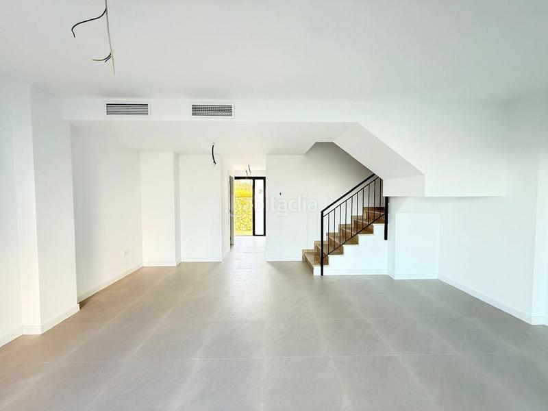 Foto 33041319-26c0-44f2-ab94-e11fb0fcbe15. Maison jumelée avec piscine dans Viña Málaga Torre del Mar