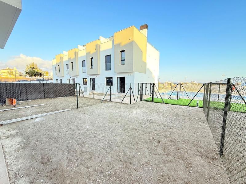 Foto 3bf6da9c-ad22-4016-9a77-bbc4d9f1e163. Maison jumelée avec piscine dans Viña Málaga Torre del Mar