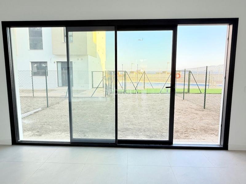 Foto 4841256d-6bc3-4f28-a35a-b4f775244bd7. Maison jumelée avec piscine dans Viña Málaga Torre del Mar