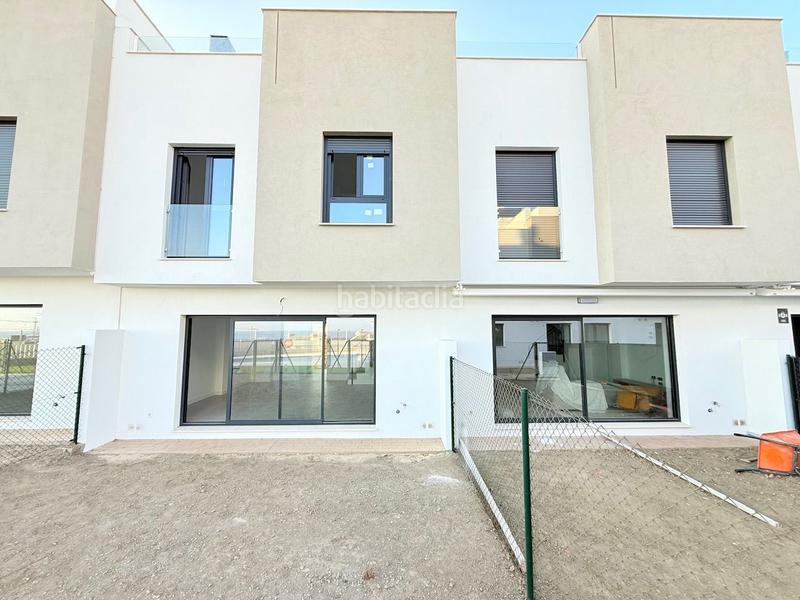 Foto b0b81b1c-26b7-4e3f-9975-ac8cbde998d0. Maison jumelée avec piscine dans Viña Málaga Torre del Mar