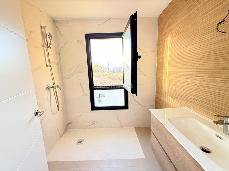 Foto e2962d36-9c89-4a1d-9d1a-191ce9530741. Maison jumelée avec piscine dans Viña Málaga Torre del Mar