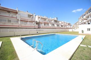 Attico in Urbanización Santa Rosa. Ático dúplex con vistas al mar en torrox costa.
