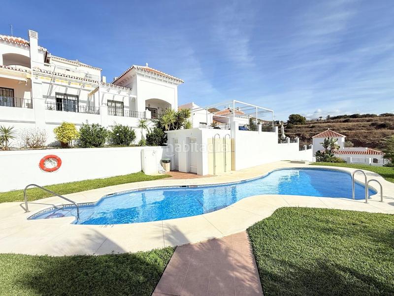 Foto acfbabb1-ad98-40f5-a00f-10a29c58545a. Duplex con piscina in El Peñoncillo Torrox