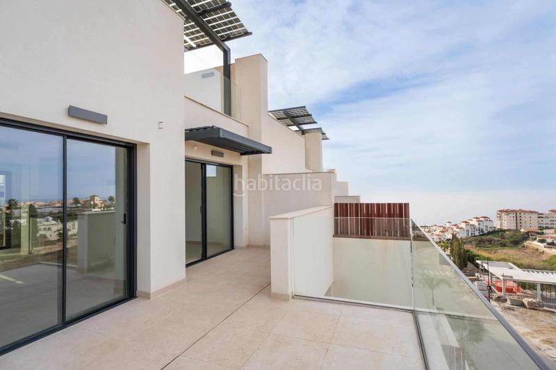 Foto b1ebcd2e-6fc9-49fa-b0d9-737f60acc236. Casa a schiera con riscaldamento piscina in El Peñoncillo Torrox