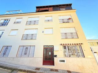 Appartement à Caleta de Velez. Piso en caleta de vélez a 100 metros de la playa.