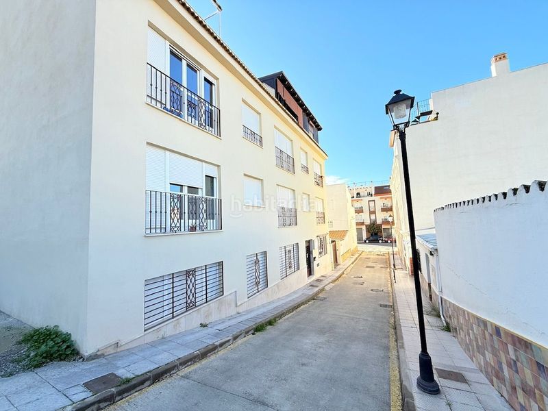 Foto d3ad1258-32c3-4e38-94d2-eab42426d1de. Pis amb calefacció a Caleta de Velez