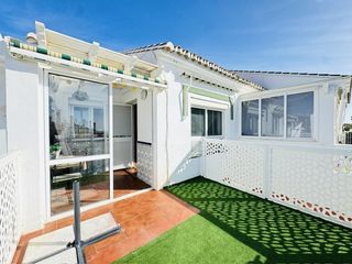 Apartament a Torrox Park. Apartamento con orientación sur, ubicado en la conocida urbaniza