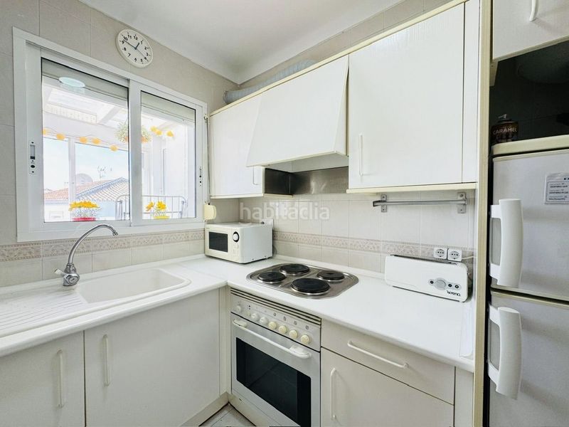 Foto 60be3832-6d9f-49ba-b4f7-0524d6f3df56. Apartament amb piscina a Torrox park Torrox