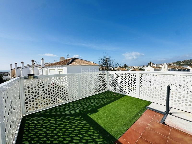 Foto c0fbf13f-8a97-43f7-bb45-83c7551f7b64. Apartament amb piscina a Torrox park Torrox