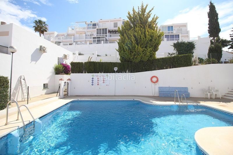 Foto 08cc29f9-2fa5-4547-86ff-7f41bebc0c0a. Apartament amb piscina a Torrox park Torrox