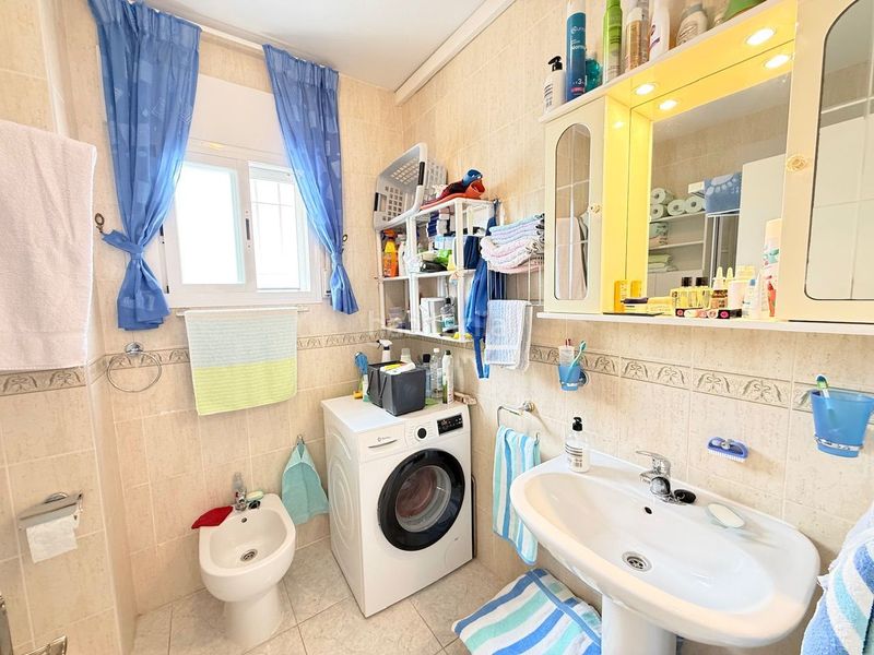 Foto 56793a47-c167-4ed0-a43c-7090ea30a0a4. Apartament amb piscina a Torrox park Torrox