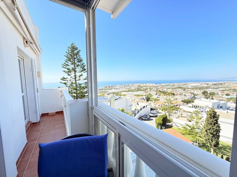 Foto a0055f03-2c73-4b4d-9862-fb3a2dc76581. Apartament amb piscina a Torrox park Torrox