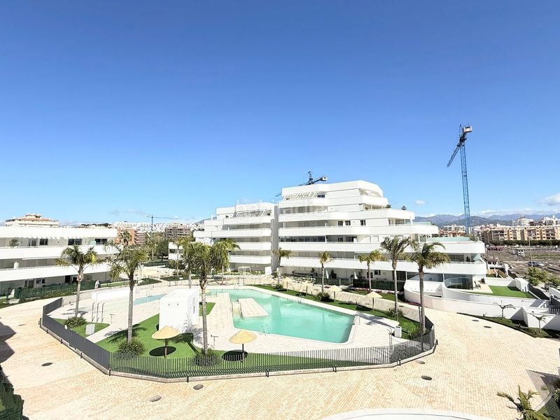 Foto 4c5a827f-c1f1-4419-b377-4fc8de2896f8. Pis amb calefacció piscina a Poniente-Faro Torre del Mar