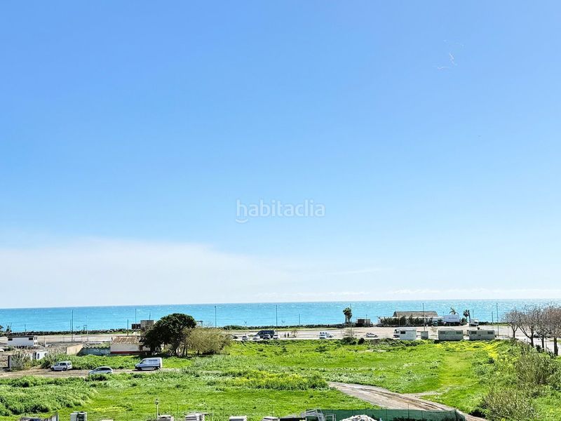 Foto a4bbe652-c1d4-40fe-8694-131f8b33f976. Pis amb calefacció piscina a Poniente-Faro Torre del Mar
