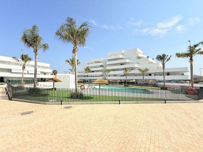 Foto fb86418d-0d12-4a68-ab5f-4acdd886c167. Pis amb calefacció piscina a Poniente-Faro Torre del Mar