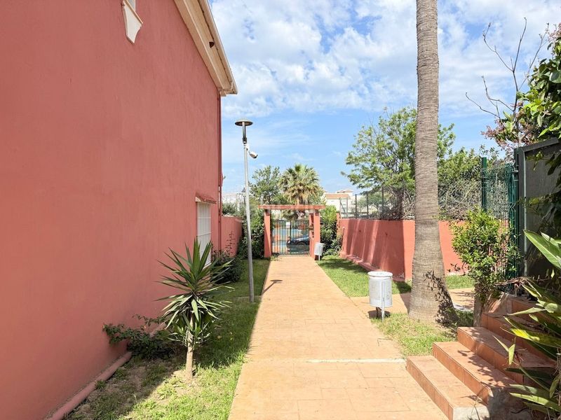 Foto e1d85cbb-7cd7-4cb9-9467-e19c00bd8398. Casa amb calefacció a Caleta de Velez