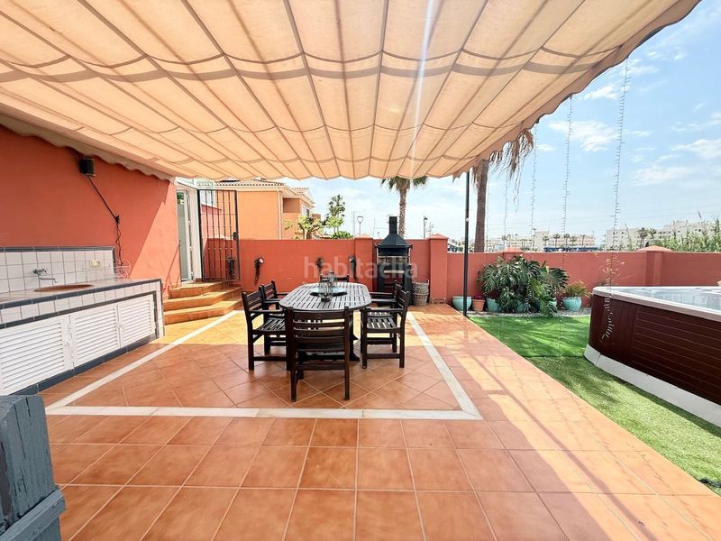 Foto e1ff2fad-a861-4902-872f-5fcae466caf8. Casa amb calefacció a Caleta de Velez