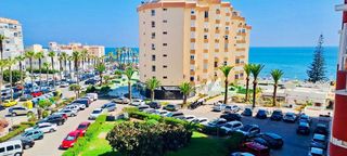 Apartament a Centro Internacional. Apartamento en torrox costa con vistas al mar