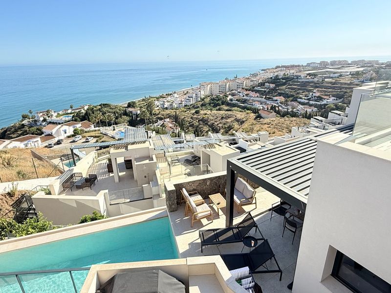 Foto 2125c108-e715-4205-b364-7b37c07c8f39. Casa amb piscina a El Peñoncillo Torrox