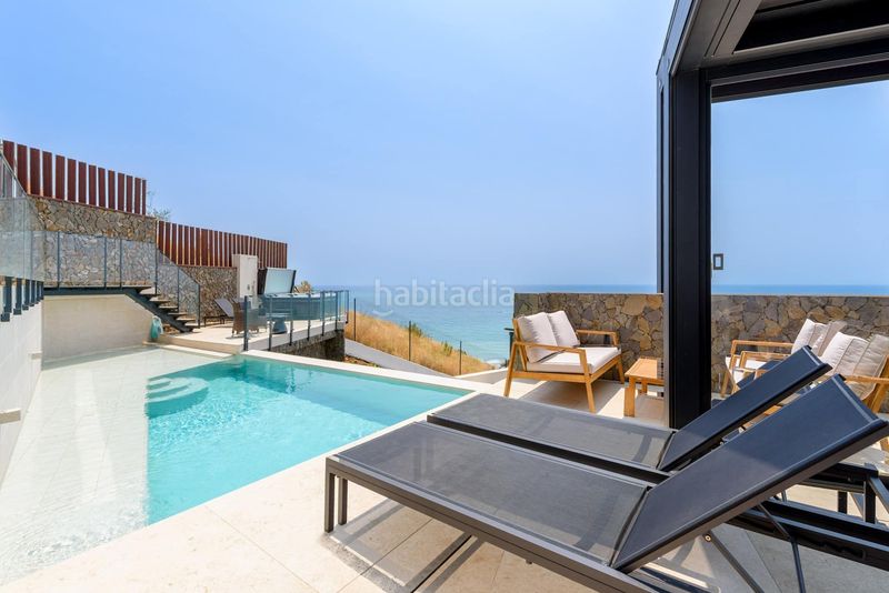 Foto eed28840-6ad9-4017-aaab-7b42c9e1d1d8. Casa amb piscina a El Peñoncillo Torrox