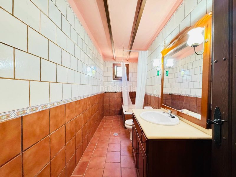 Foto 45547fa7-ffb1-4700-a22e-7be6a9cb4f75. Casa amb piscina a Torrox pueblo Torrox