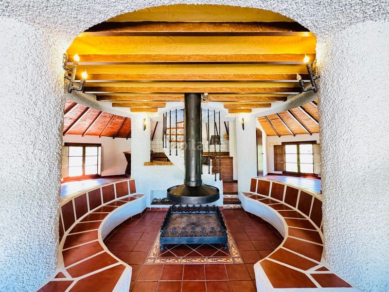 Foto 7c76da76-b420-4f9e-9b9a-3f126966942a. Casa amb piscina a Torrox pueblo Torrox