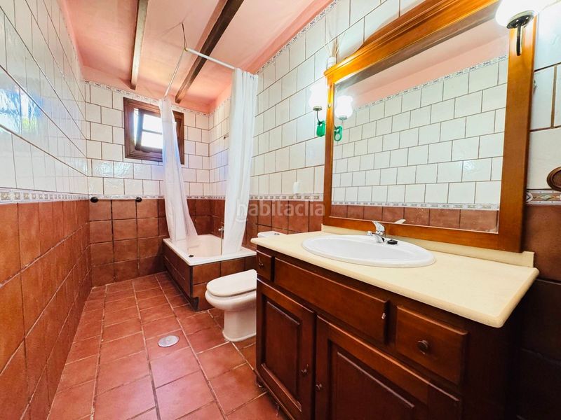 Foto ac3fc647-a638-4486-bf3e-a4138362e56c. Casa amb piscina a Torrox pueblo Torrox