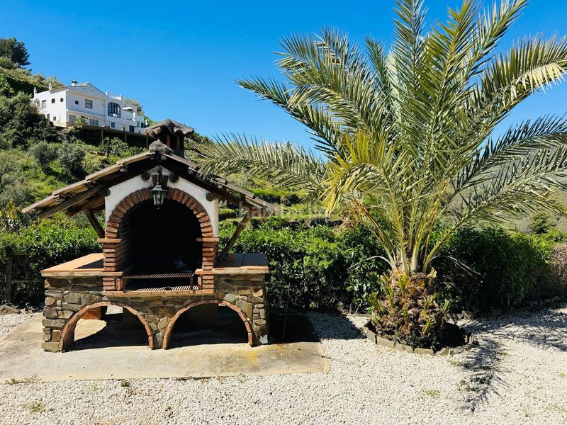 Foto ac7330dd-9967-4eca-b9ff-6fc1ee71206c. Casa amb piscina a Torrox pueblo Torrox