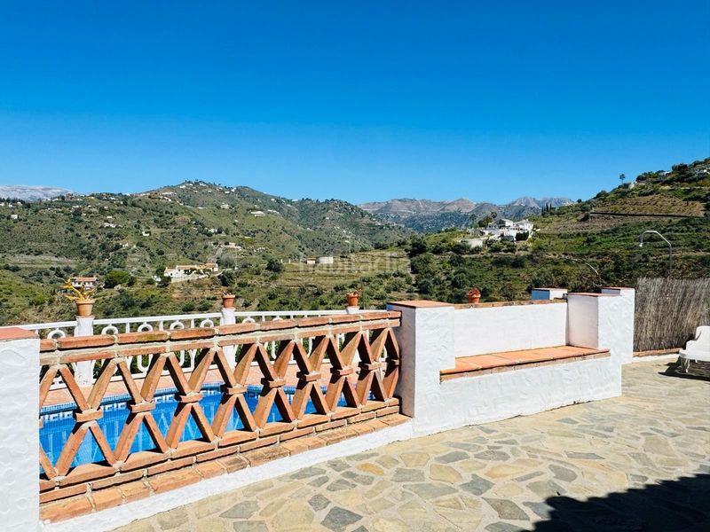 Foto e897fd9e-d65e-43e7-9206-3758aa6b6e9f. Casa amb piscina a Torrox pueblo Torrox