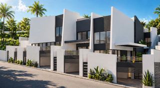 Wohngrundstück in Urbanización Santa Rosa. Tres exclusivas parcelas urbanas en torrox costa, ideales para l