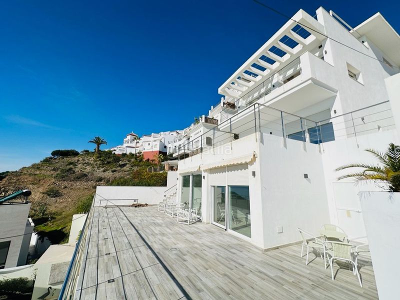 Foto 0c79b7f9-2ae8-4878-9c3d-525a262fb30a. Xalet amb piscina a Chaparil - Torrecilla - Punta Lara Nerja