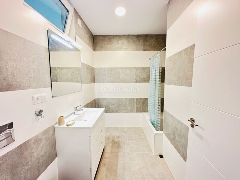 Foto fefd7217-d7a6-46bc-83ca-4812a26f00f8. Xalet amb piscina a Chaparil - Torrecilla - Punta Lara Nerja