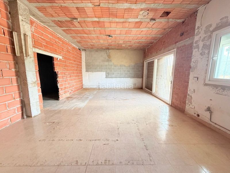 Foto a7d56f29-f666-44b0-9df6-5d10c2a2673e. Casa amb piscina a Alcaucín