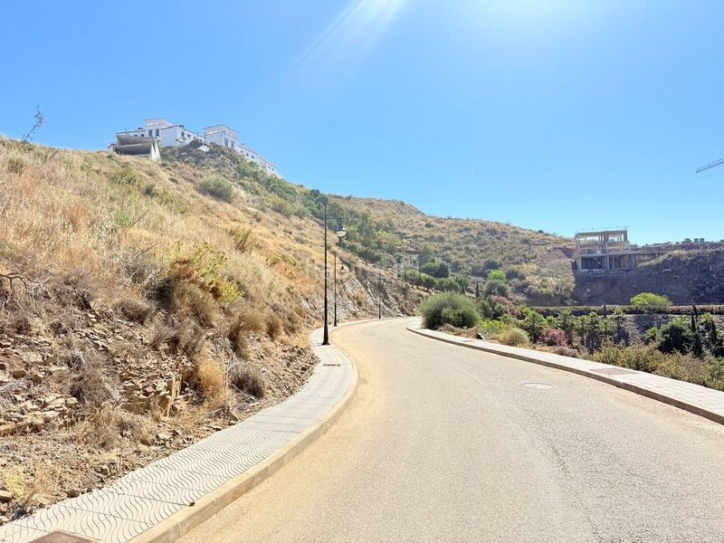 Foto c94b58f4-6191-4363-a1e8-b34c059bdcc8. Terreny residencial a Chaparil - Torrecilla - Punta Lara Nerja