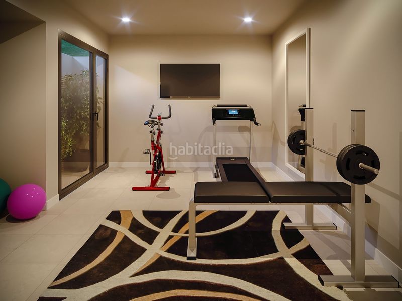 Foto f1d1c793-e632-4487-90aa-b97e718e108c. Terreny residencial a Urbanización Santa Rosa Torrox
