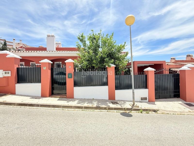 Foto 3f29f6ee-b2d3-4e29-8b10-960f46ff4375. Casa magnífico chalet pareado en la urbanización Viña Málaga . en Torre del Mar