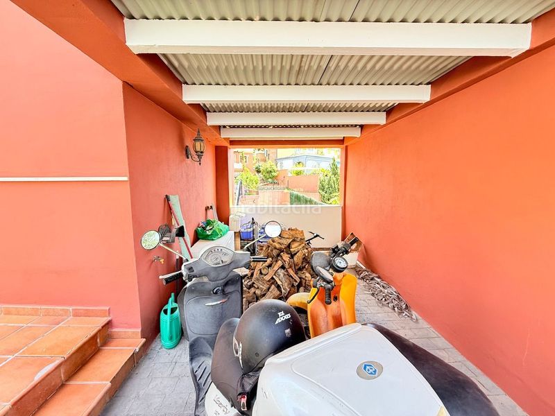 Foto 499c5069-f8a3-484e-a2e4-4e62ffeb870a. Casa magnífico chalet pareado en la urbanización Viña Málaga . en Torre del Mar