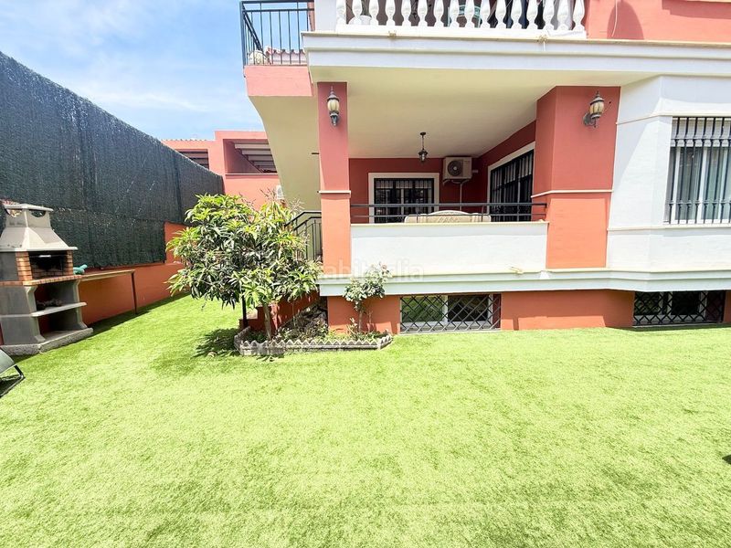 Foto 4a5963d0-ceb7-435a-b801-621c2a0df078. Casa magnífico chalet pareado en la urbanización Viña Málaga . en Torre del Mar
