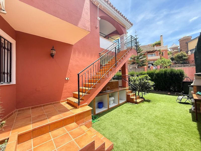 Foto c94513aa-461c-4842-bf1b-d0a6d27567f2. Casa magnífico chalet pareado en la urbanización Viña Málaga . en Torre del Mar