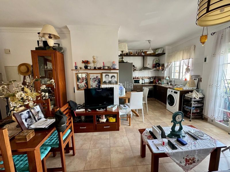 Foto e4e650ad-5bec-48ee-be7a-d2c68da8a2e0. Pis a Centro Internacional Torrox