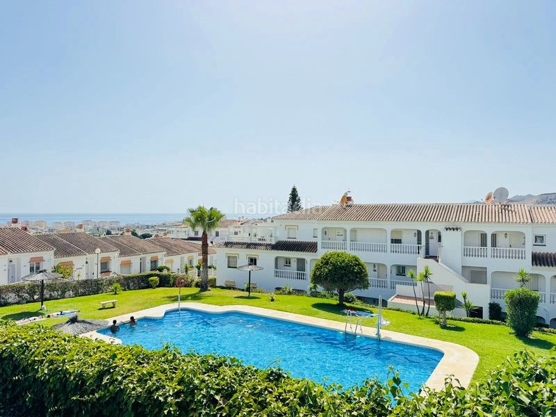 Foto b135c34c-b4a4-455b-91a6-01e918faab58. Apartament amb piscina a Torrox park Torrox