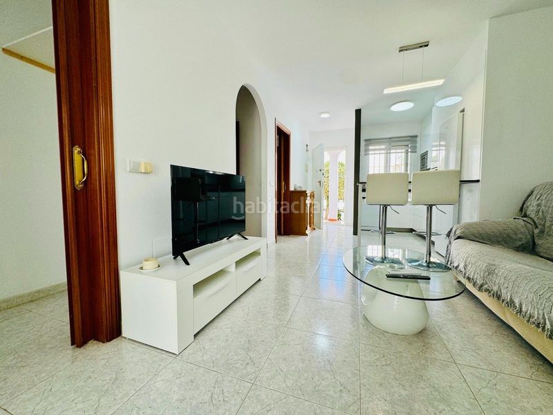 Foto f63500ff-6dc7-4c50-bbf1-1e72535ea237. Apartament amb piscina a Torrox park Torrox